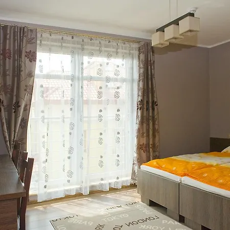 Dwuosobowe فندق مبيت وإفطار Władysławowo